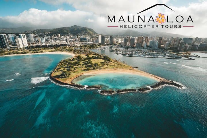 Private Oahu Helicopter Tour — Doors-Off All-Window Seats Over Waikiki, Diamond Head & North Shore photo 6