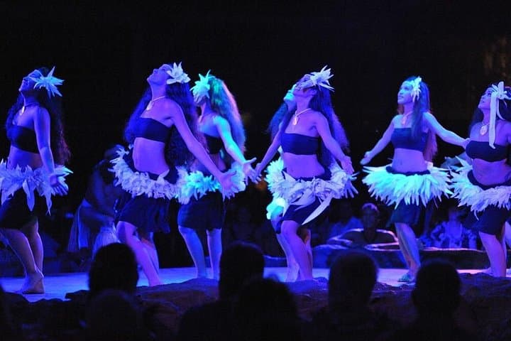 Luau Kalamaku at Kilohana: Manor House Dinner and Fire Dance on Kauai photo 2