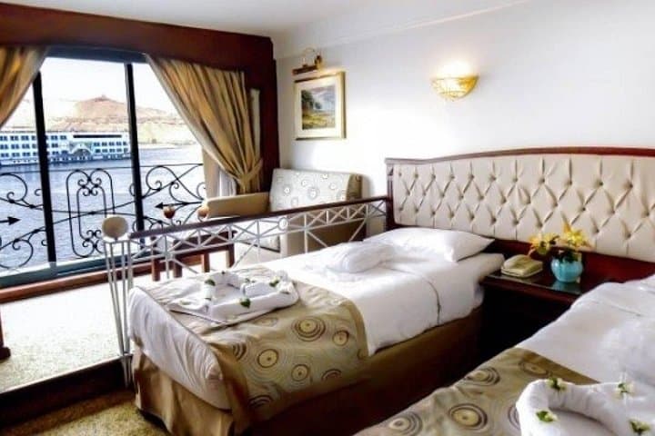 Four-Day Nile Cruise from Aswan to Luxor — 3-Night River Journey to Ancient Temples photo 1