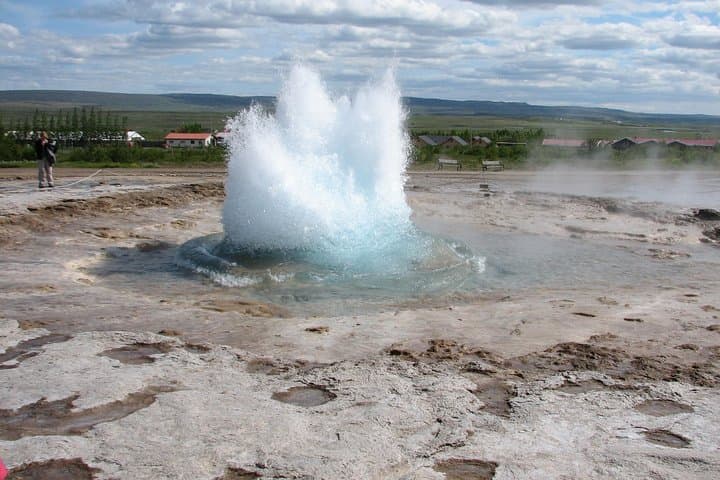 Golden Circle to Blue Lagoon: A One-Day Iceland Adventure from Reykjavik photo 6