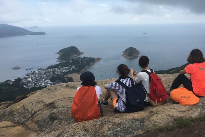 Private Hong Kong Tour with 7‑Seater Guide: Custom 4–8 Hour City Excursions photo 2