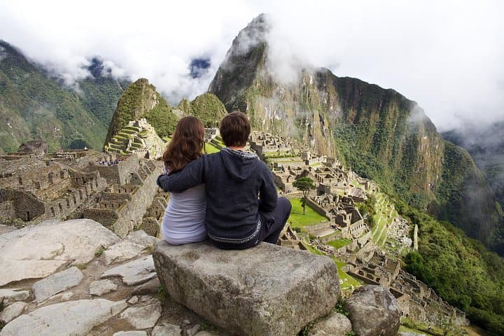 Vistadome Full-Day Private Machu Picchu Tour from Cusco