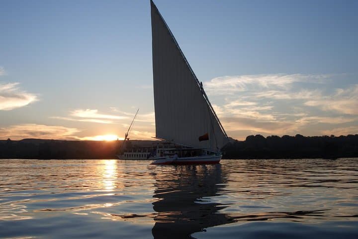 Felucca Ride on the Nile River in Cairo - One-Hour Traditional Sail photo 2