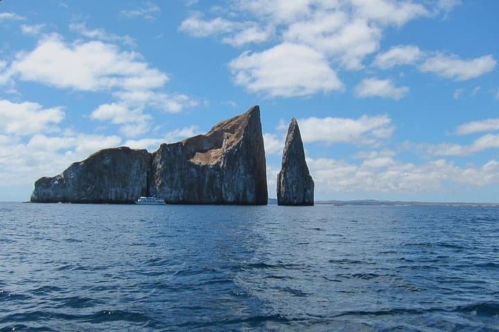 4-Day San Cristóbal Galápagos Land Tour — Kicker Rock, Highlands & Snorkel