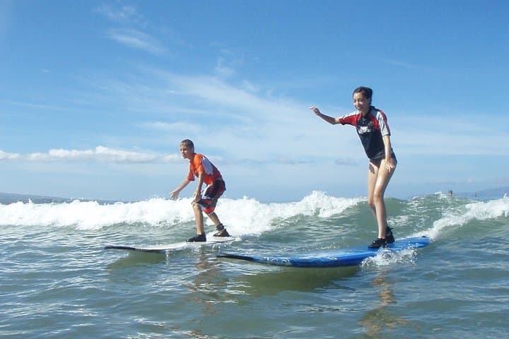 Kihei Beginner Surf Lesson: 2-Hour Group Surfing Class in Maui