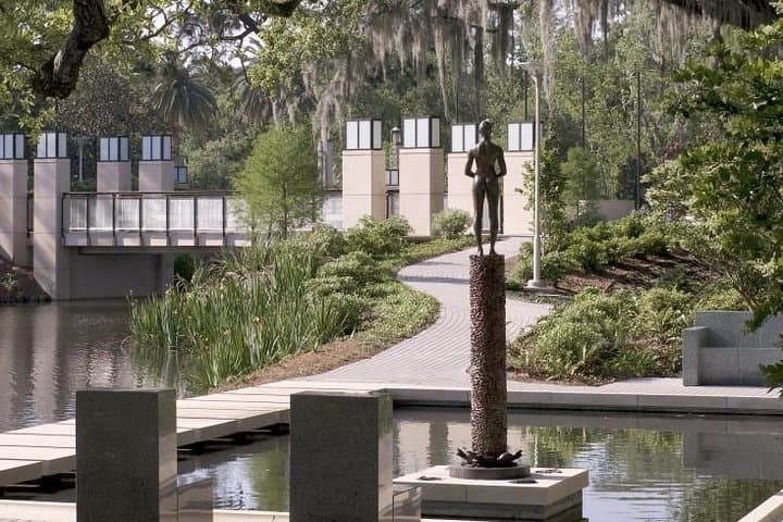 New Orleans Citywide Driving Tour: 50-Mile Private Minivan Exploration