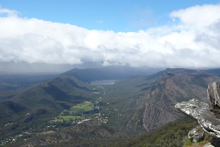 3-Day Great Ocean Road and Grampians Tour from Melbourne — Coastal Cliffs, Wildlife & Aboriginal Rock Art