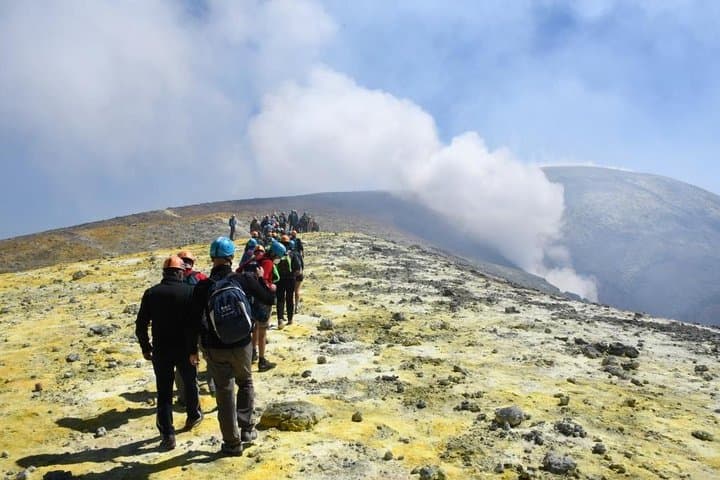 Etna Summit Trek to 3,000 m — Cable Car Included