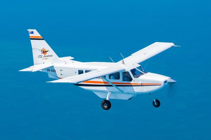 Great Barrier Reef 40-Minute Scenic Flight from Cairns — Reef Hopper Aerial Tour photo 2