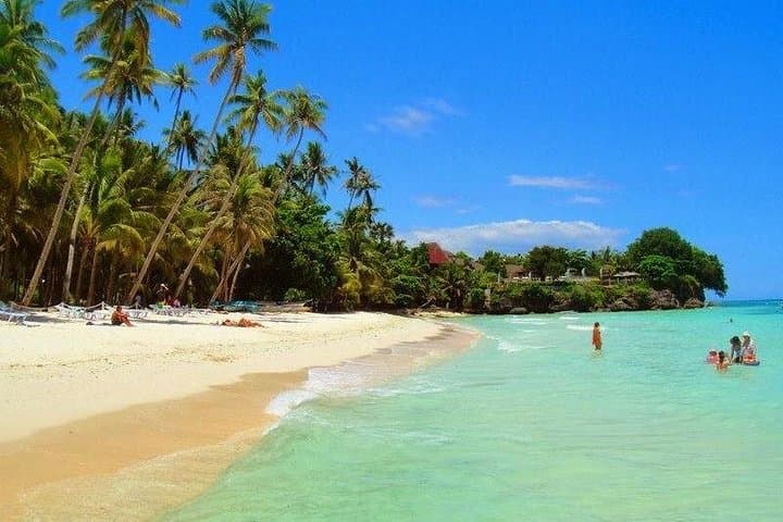 Panglao Island Half-Day Tour: Hinagdanan Cave, Alona Beach & Bohol Bee Farm photo 1