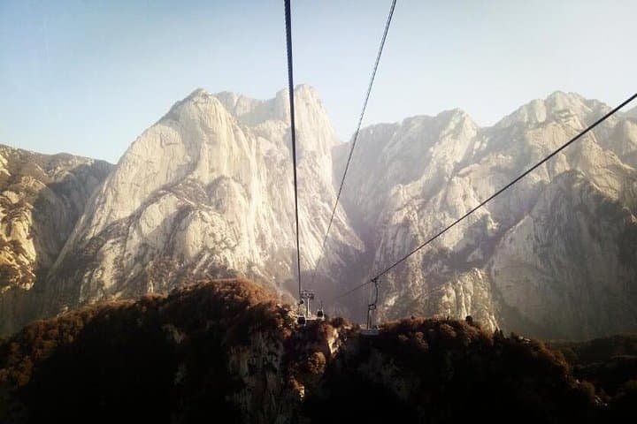 Full-Day Huashan Mountain Trip from Xi'an: Peaks, Cable Car & Plank Walk