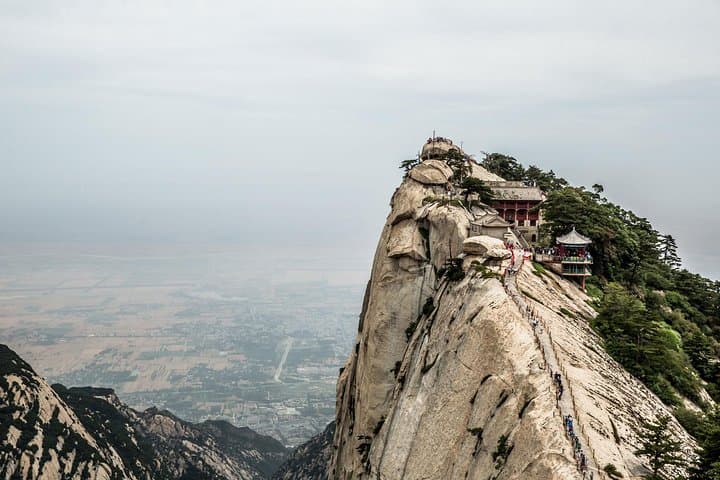 Full-Day Huashan Mountain Trip from Xi'an: Peaks, Cable Car & Plank Walk photo 2