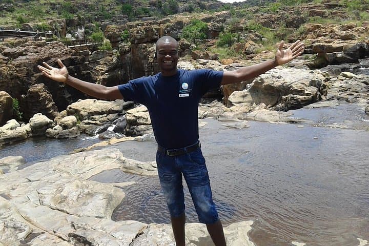 Full-Day Blyde River Canyon Tour from Nelspruit — Three Rondavels, Waterfalls & Graskop Gorge photo 2