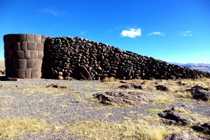 Lake Titicaca 2-Day Circuit: Uros, Amantani, Taquile & Sillustani Cultural Tour photo 2