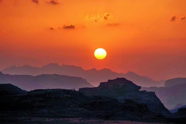 Wadi Rum Half-Day Private Jeep Tour from Aqaba — Sunset and Bedouin Routes