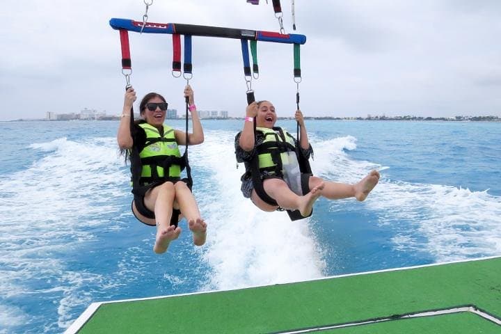 Cancun Parasailing Over the Hotel Zone: 80m Flight & Isla Mujeres Views photo 3