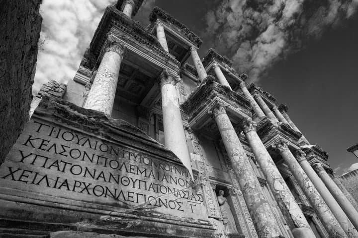 Ephesus Day Tour from Istanbul by Plane: Explore Ephesus, the House of Virgin Mary & Şirince photo 2