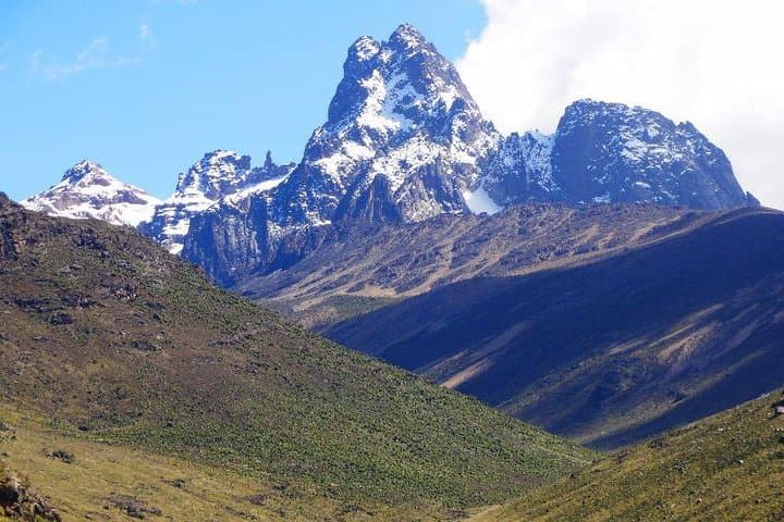 5-Day Mount Kenya Chogoria Hike — Summit Point Lenana from Nairobi