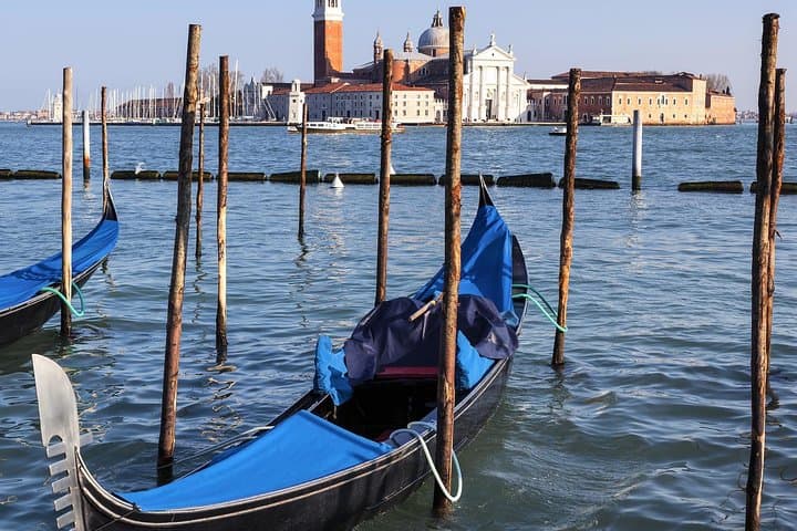 Skip-the-Line Venice: Private Tour of St. Mark's Basilica & Doge's Palace photo 2