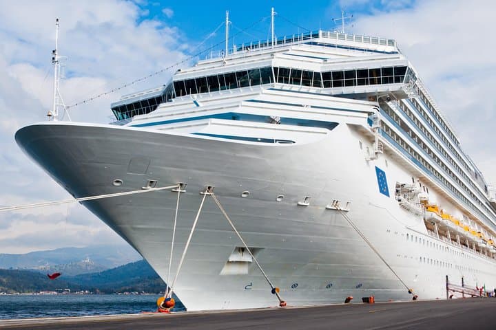Dubai Private Transfer from Hotel to Cruise Port — Port Rashid Drop-Off photo 1