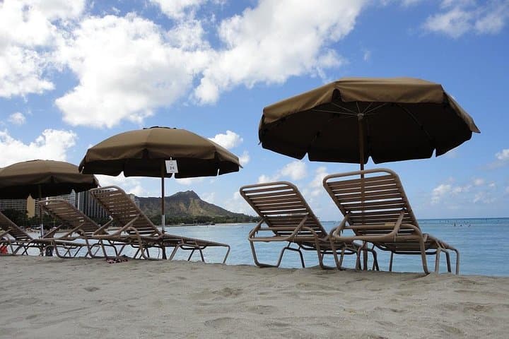 Waikiki Beach Umbrella and Chair Rental — Diamond Head Views photo 3