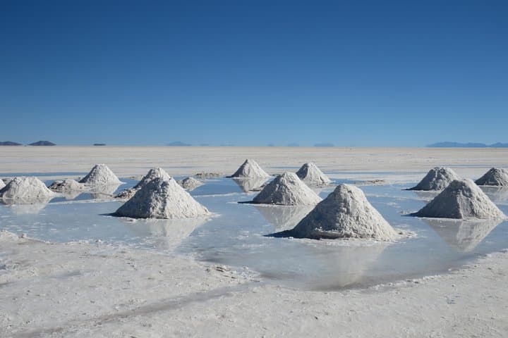 Sunrise Tour to Salar de Uyuni: Private Salt Flats Photography Experience photo 2