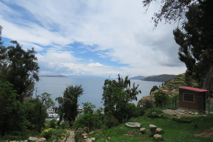 4-Day Private Bolivia Tour: La Paz, Titicaca & Salar de Uyuni photo 2