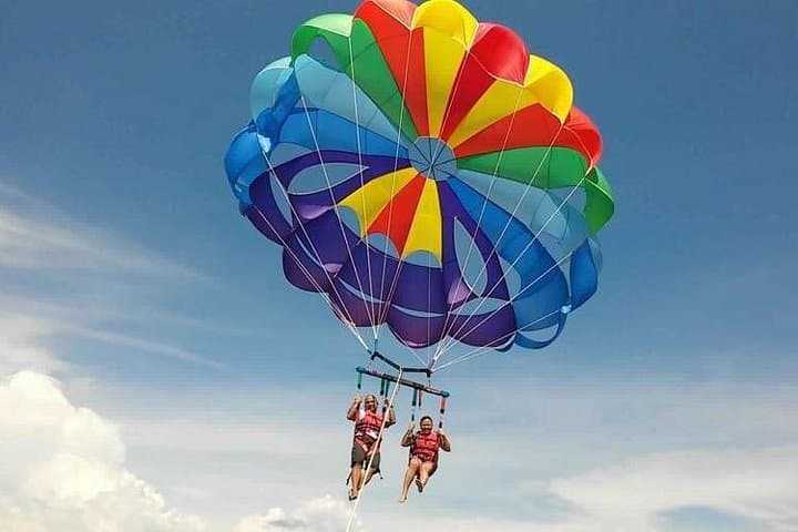 Hurghada Parasailing Over the Red Sea: 50–60m Tandem Flights (7–10 min) photo 2