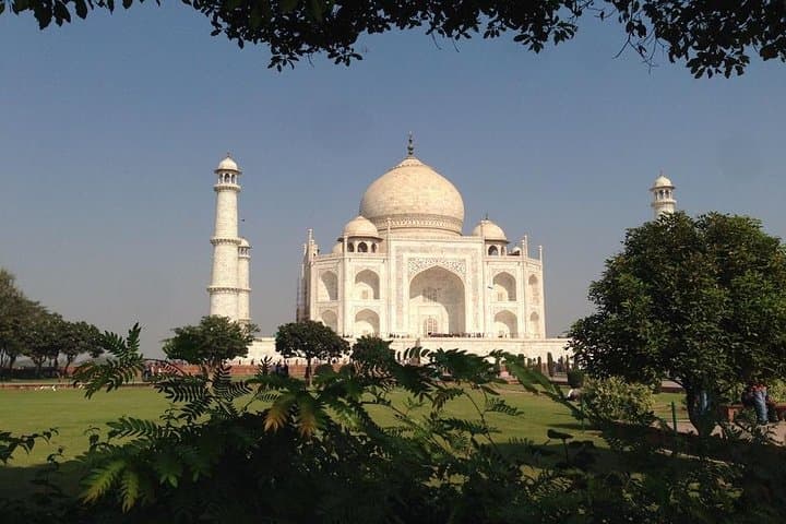 Private Day Trip to the Taj Mahal and Agra Fort from New Delhi