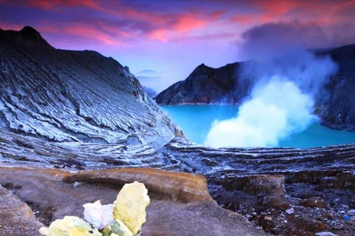 Ijen Blue Fire Overnight Trek from Bali — Night Hike to the Sulfur Crater photo 3