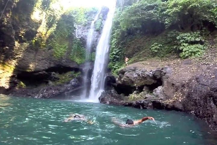 Aling-Aling Waterfall Day Tour: Jump, Slide and Swim from Bali with Ulun Danu Visit photo 2