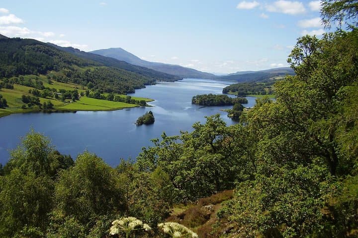 Highland Lochs, Glens & Whisky Day Tour from Edinburgh — Dewar's Distillery Tasting photo 2