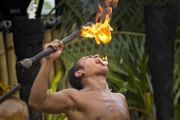 Robinson Crusoe Island Full-Day Fiji Cruise: Lovo Lunch, Snorkel & Cultural Show photo 2