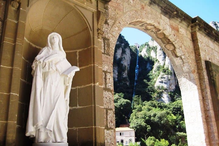 Early-Morning Montserrat Monastery Private Tour from Barcelona photo 2