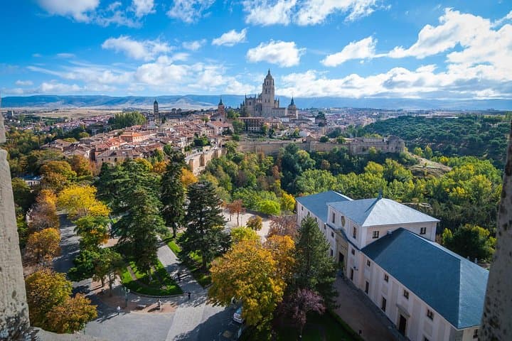 Private Day Tour: Segovia & La Granja Royal Palace from Madrid