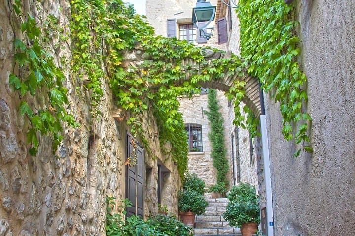 Provence Countryside Private Day Trip from Nice — Cannes, Grasse, Gourdon & Saint-Paul-de-Vence photo 5