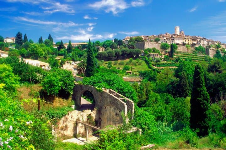 Private Provence Countryside Day Trip from Cannes — Grasse, Gourdon & Saint-Paul-de-Vence