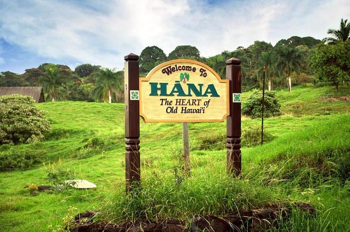 Road to Hana Adventure: Scenic Maui Day Trip with Lunch
