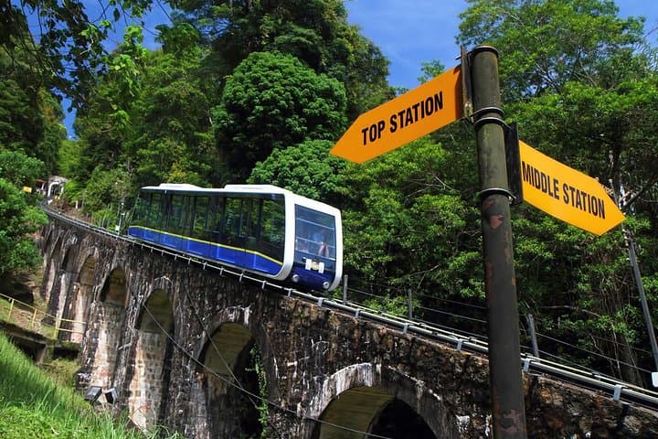 Penang Hill Fast Lane & George Town City Tour: Temples, Colonial Streets, Panoramic Views photo 4