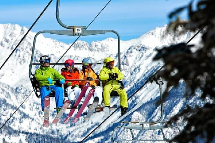 Skip the Line: Heavenly Premium Snowboard Rental with Delivery and Fitting