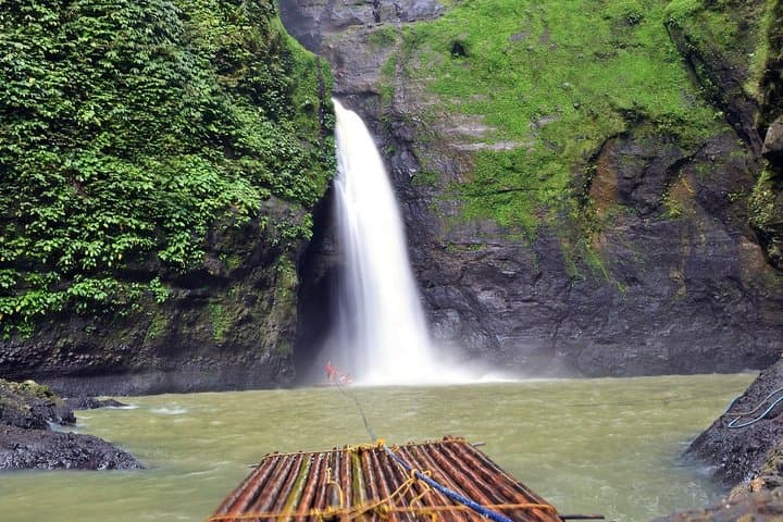 Private Pagsanjan Falls Shore Excursion: Banca Ride, Devil's Cave & Rafting photo 2
