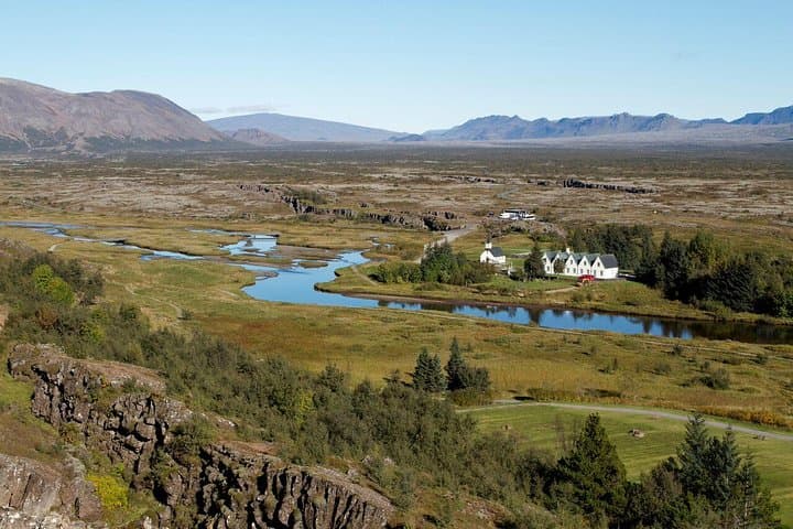 Golden Circle Guided Tour from Reykjavik: Geysir, Gullfoss & Þingvellir in a Day photo 6