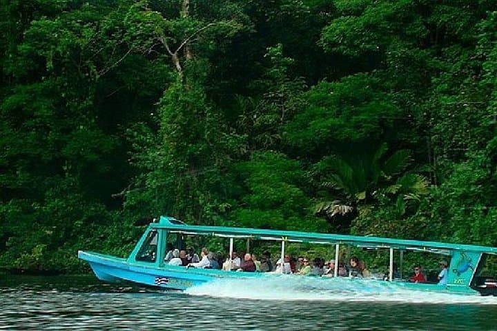 La Paz Waterfall Gardens & Sarapiqui River Safari from San José — Waterfalls, Wildlife & River Float photo 2