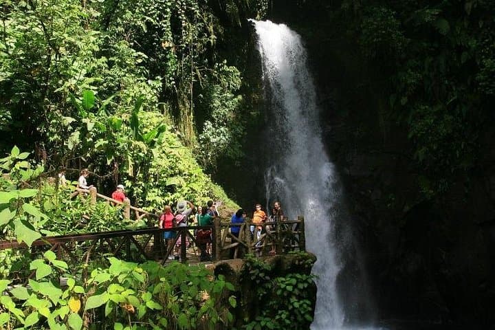 La Paz Waterfall Gardens & Sarapiqui River Safari from San José — Waterfalls, Wildlife & River Float photo 1