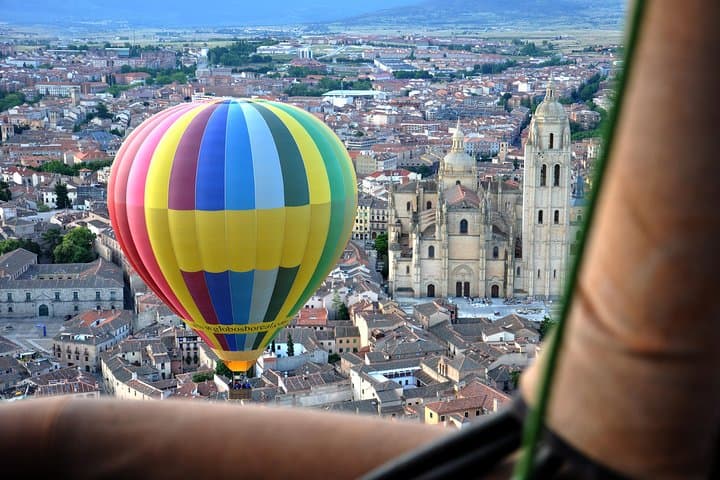 Sunrise Hot-Air Balloon Rides Over Segovia — Optional Transfer from Madrid photo 6