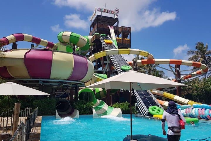 Experience Thrills at Beach Park: Transfer from Fortaleza photo 5