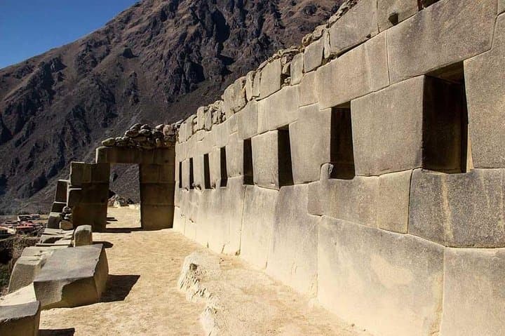 2-Day Sacred Valley & Machu Picchu: Train, Ruins, and Aguas Calientes Overnight photo 3