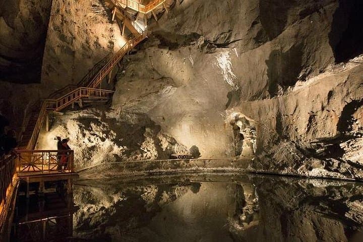 Krakow Vistula River Cruise and Wieliczka Salt Mine Day Tour photo 1