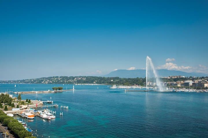 Private Geneva City Tour: Old Town, Jet d'Eau & UN Highlights photo 6