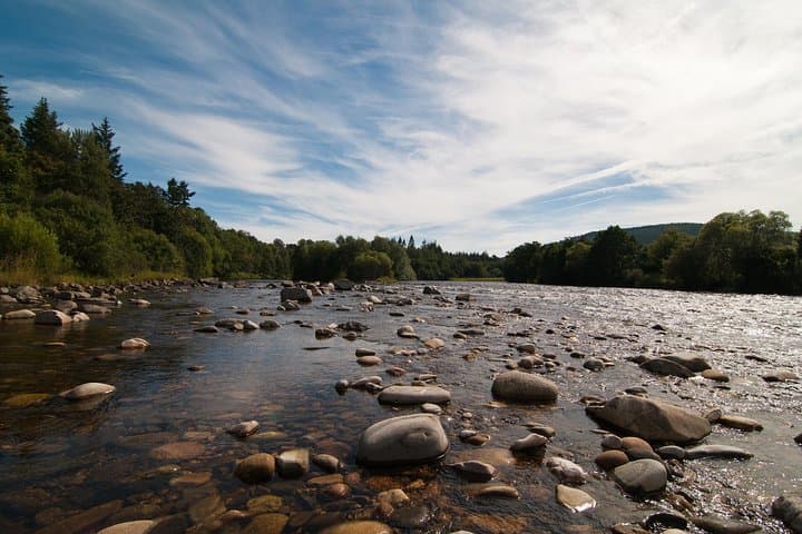 Speyside and Badenoch Day Tour: Spey River, Distilleries & Highland History photo 2